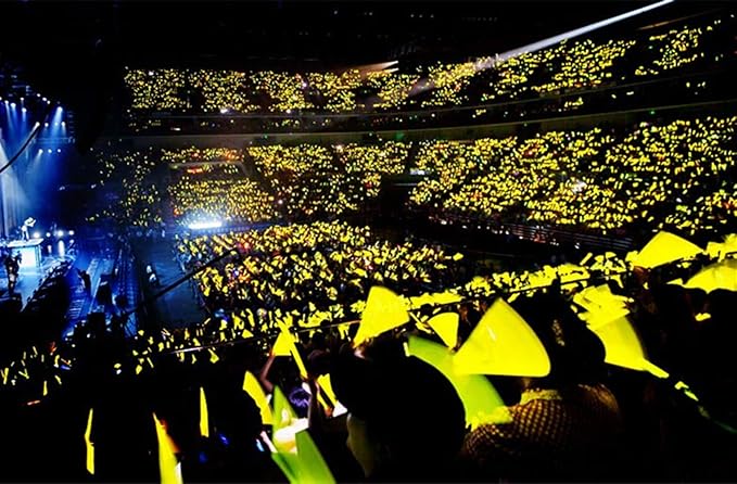 Glow Fever Glow Sticks Bulk 100ct Premium Glow In The Dark Light Up with Lanyards, For Party Supplies, Party Favors, Birthday, Halloween, Super Bright, Lasts Up to 12 hrs