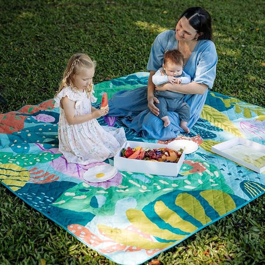 Jumbo Picnic Rug, Premium Large Picnic Mat, 6'7" x 6'7", Outdoor Waterproof Picnic Blanket Beach Mat, Foldable & Waterproof, Picnic Blankets Ideal for Beach & Park, Outdoor Blanket