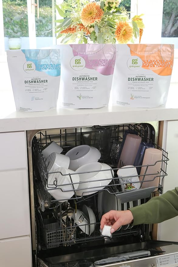 Grab Green Automatic Dishwashing Detergent Pods, 24 Count, Tangerine Lemongrass Scent, Plant and Mineral Based, Superior Cleaning, Powerful Grease Removal, Brilliant Shine