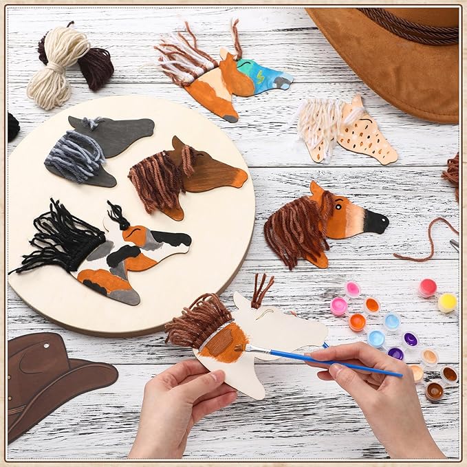 Geelin 24 Pcs Christmas Wooden Horse Craft Western Ornament Unfinished Wooden Cutouts Horse Painting Kit Unicorn Ornament DIY Cowboy Craft Paint Your Own Art for Christmas Party Favors(Classic)