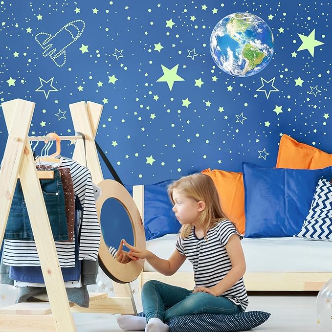 965 PCS Glow in The Dark Stars and Earth for Ceiling, Luminous Stars and Planet Wall Decals, Kids Room Decor, Glowing Galaxy Wall Stickers for Nursery Decorations (Green)